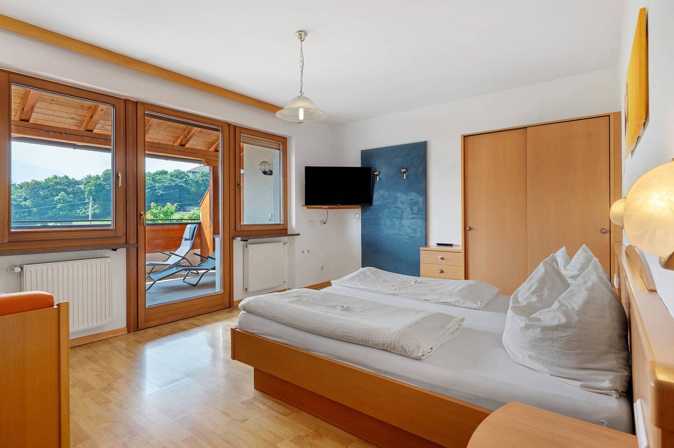 Chambre 'Lahnblick' avec vue sur le lac, piscine partagée et Wi-Fi in St. Josef am See, Caldaro sulla Strada del Vino