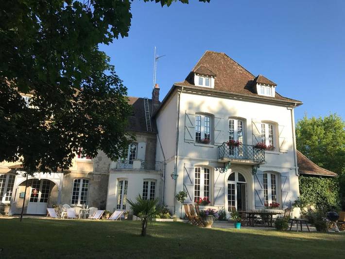 Chambre d’hôte pour 2 personnes, avec Terrasse et Jardin à Compiègne