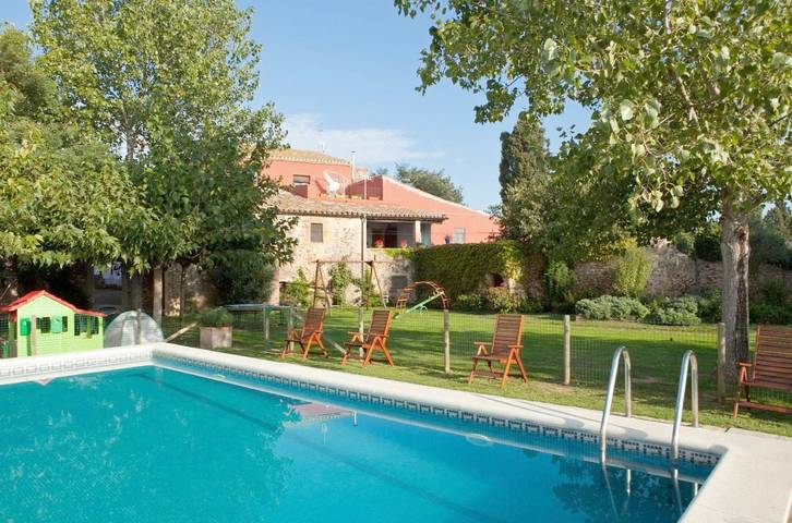 Casa rural para 4 personas, con Terraza y Jardín además de Piscina y Vistas en Cruilles