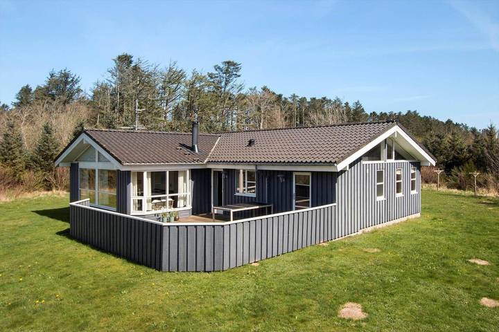 Ferienhaus für 8 Personen, mit Sauna und Terrasse sowie Whirlpool, mit Haustier in Nordjütland