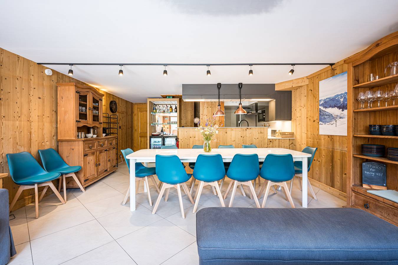 Chalet Gabrielle Demi-pension - ski aux pieds - cheminée, jacuzzi et sauna - Confort et vue lac in Saint-Martin-de-Belleville, Les Trois Vallées