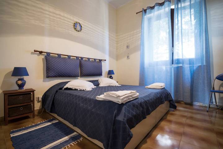 Casa vacanza per 8 persone, con Vista oceano e Balcone/Terrazza nonché Giardino e Panorama a Cornino