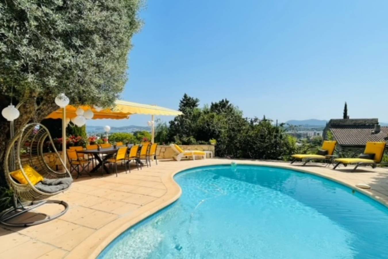 Vakantiehuis voor 9 personen met terras in Ollioules, Toulon regio