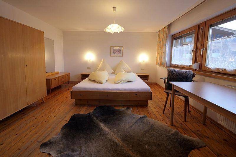 Five-Bedroom House in Tuxer Alpen, Fügen