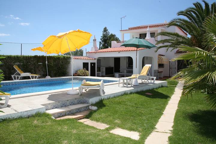 Villa para 6 pessoas, com jardim em Lagoa