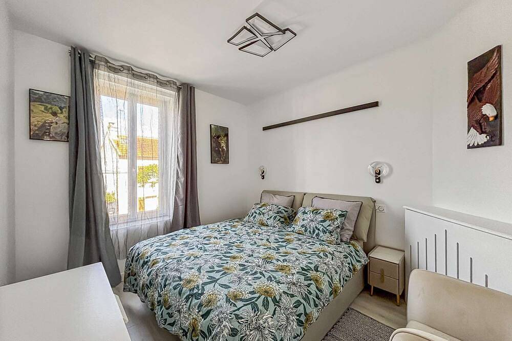 Villa with jacuzzi, sauna, cinema - near Paris in Triel-sur-Seine, Yvelines