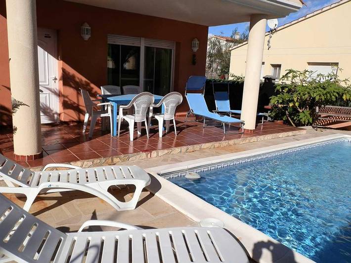 Casa rural para 6 personas, con Terraza y Jardín en Deltebre - 2