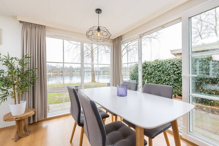 Ferienhaus für 4 Personen, mit Terrasse und Garten sowie Seeblick in Hoge Hexel - 3