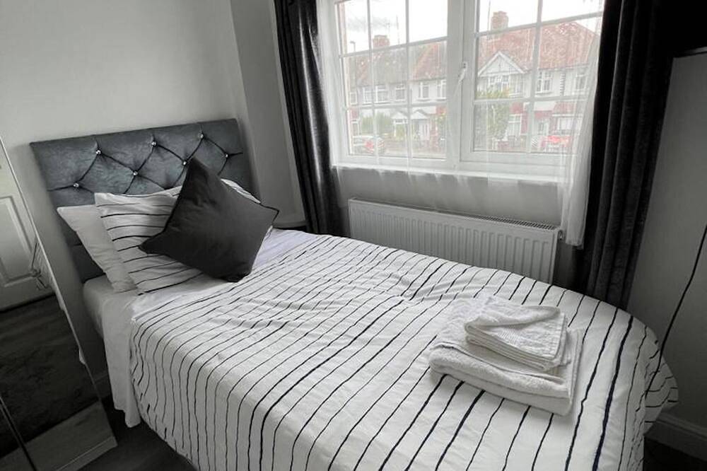 Bed and Breakfast para 2 pessoas com jardim in Lewisham, Londres