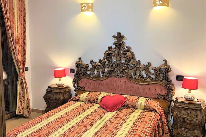 Exclusive Italian Villa Overlooking Lake Bolsena, I Gigli Del Belvedere in Montefiascone, Provincia di Viterbo
