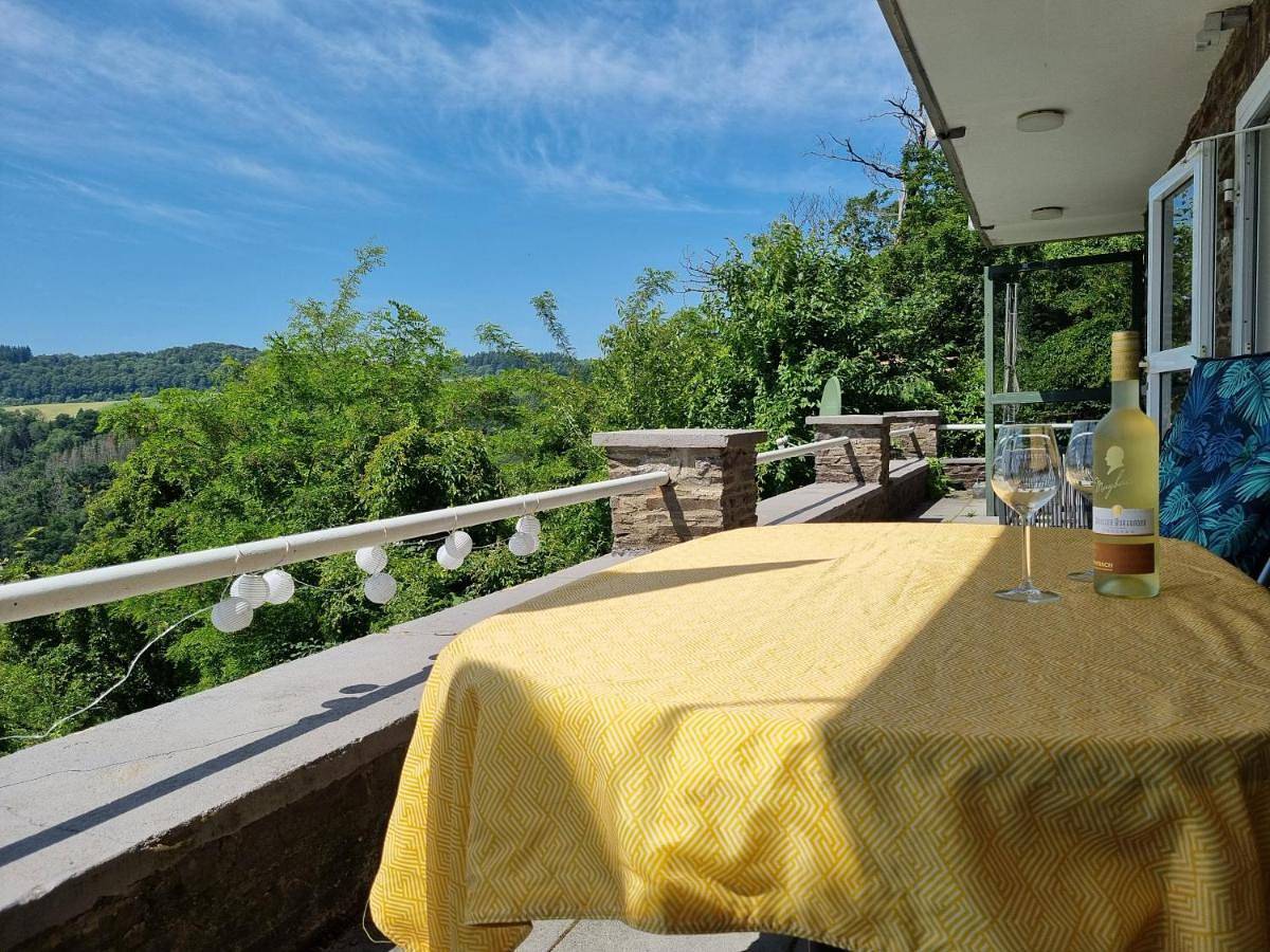 Ganze Wohnung, Manderscheid Ferienwohnung mit Weitblick in Manderscheid, Bernkastel-Kues & Umgebung