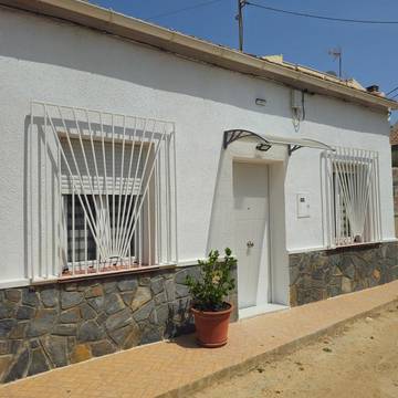 Location de vacances pour 4 personnes, avec terrasse dans La Marina