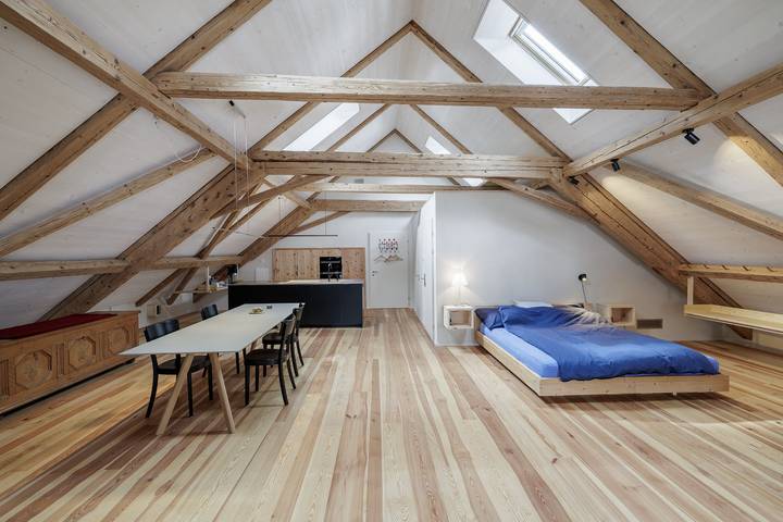 Ganze Ferienwohnung, Ferienwohnung Cuncalada Dg - Cuncalada Dachgeschoss in Strada, Valsot