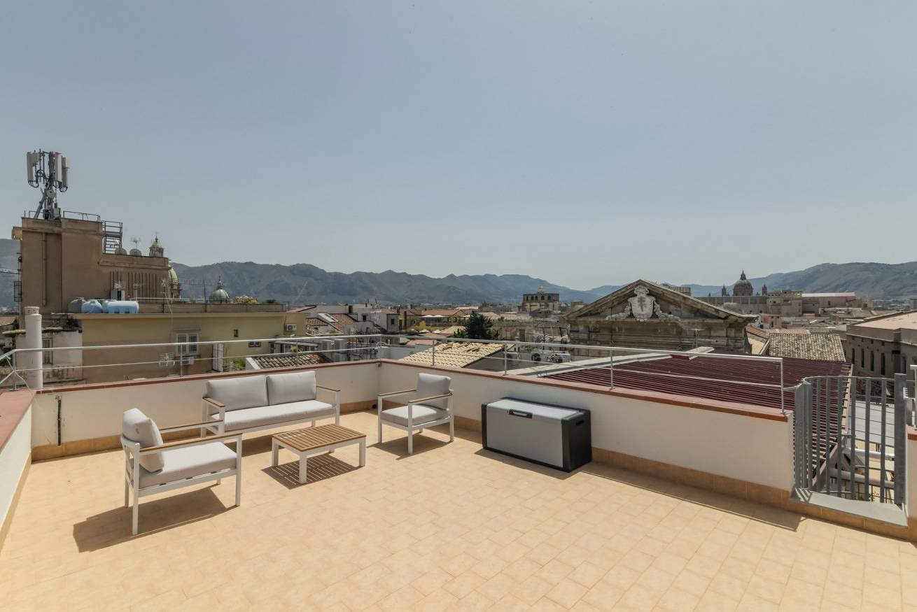 Appartamento intero, Palermo's Rooftop - Apt with Panoramic Terrace in Castellammare (Palermo), Palermo