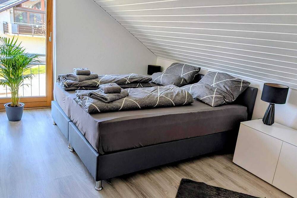 Ganze Wohnung, Schöne, helle, großzügige Wohnung in unmittelbarer Nähe zur Schweiz in Albbruck, Südschwarzwald
