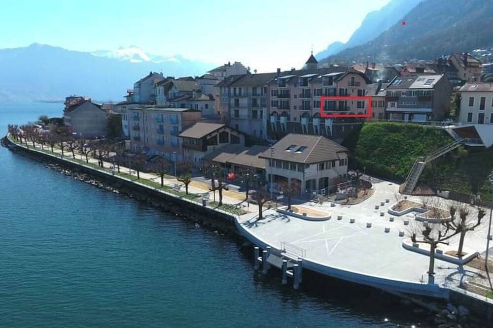 Apartamento entero, Spacious apartment with exceptional view of Lake Geneva in Saint-Gingolph, Thonon-les-Bains region