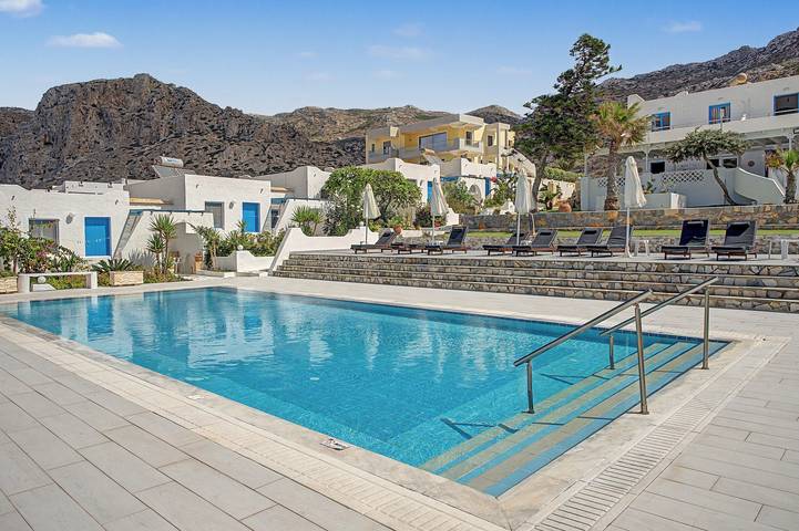 Ganze Wohnung, Ferienwohnung 'Pool Suite 1' mit Gemeinschaftspool und Balkon in Karpathos