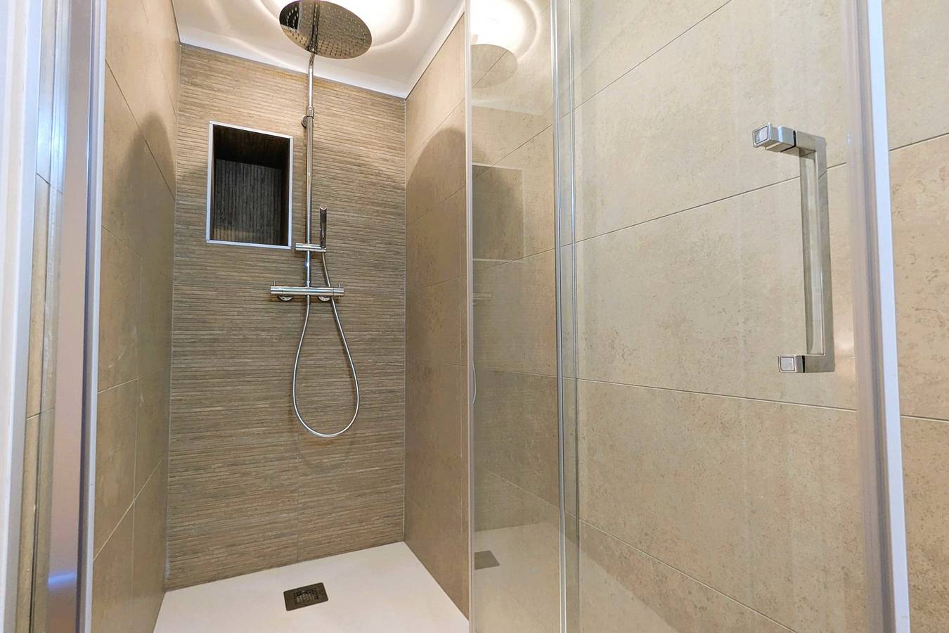 Apartamento entero, Apartment for 3 - near beach in Carqueiranne, Region de Toulon