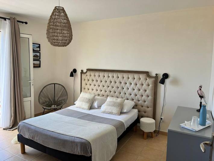 Gîte pour 2 personnes, avec vue ainsi que jardin et piscine à Sainte-Marie (Île de la Réunion) - 3