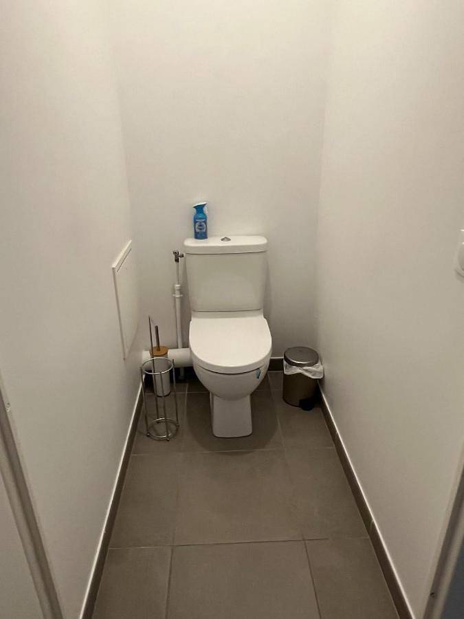Gîte pour 8 personnes, avec Balcon ainsi que Terrasse et Vue à Pontoise - 2
