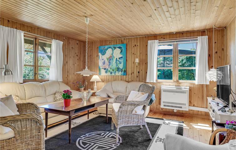 Ferienhaus für 4 Personen mit Terrasse in Dronningmølle, Kattegat Küste