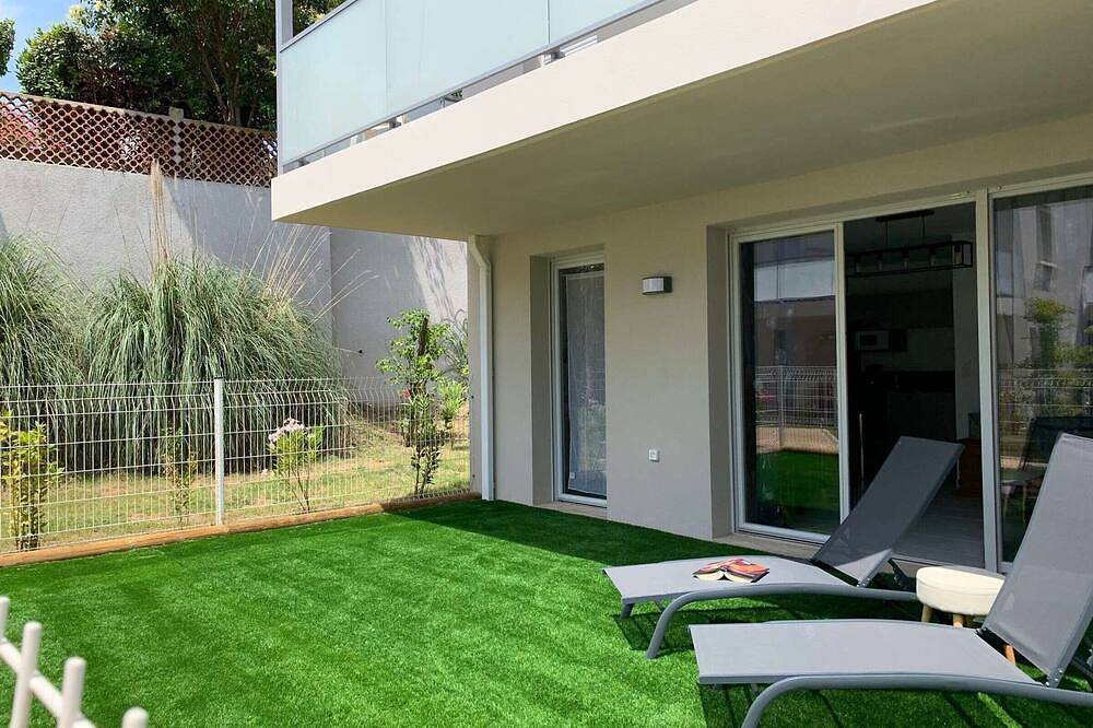 Entire apartment, Comfort 3* near beach, air conditioning and parking in Mèze in Mèze, Côte d'Améthyste