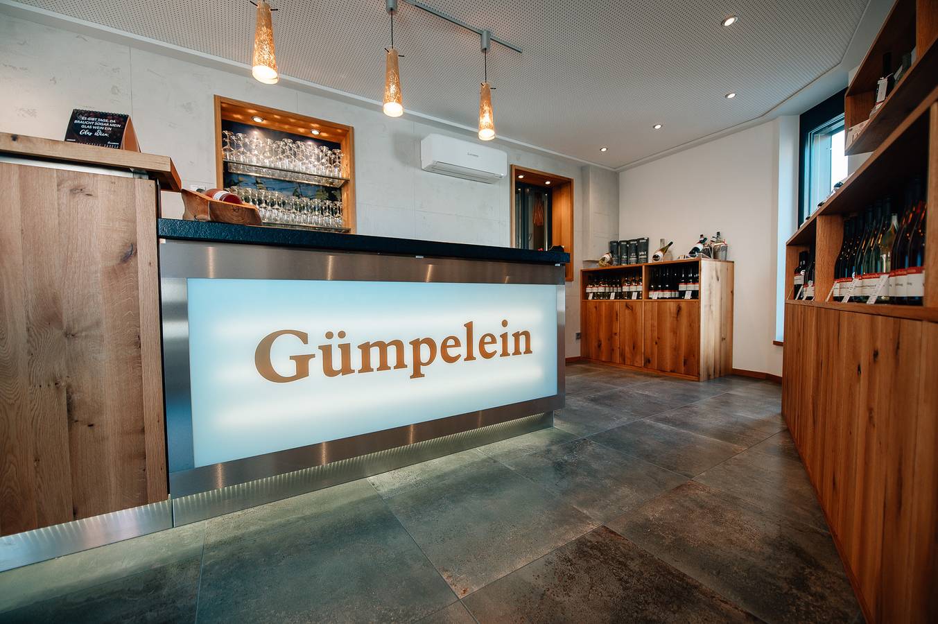 Winzerhof & Weincafe Gümpelein - Ferienwohnung 75qm mit Sauna in Willanzheim, Fränkisches Weinland