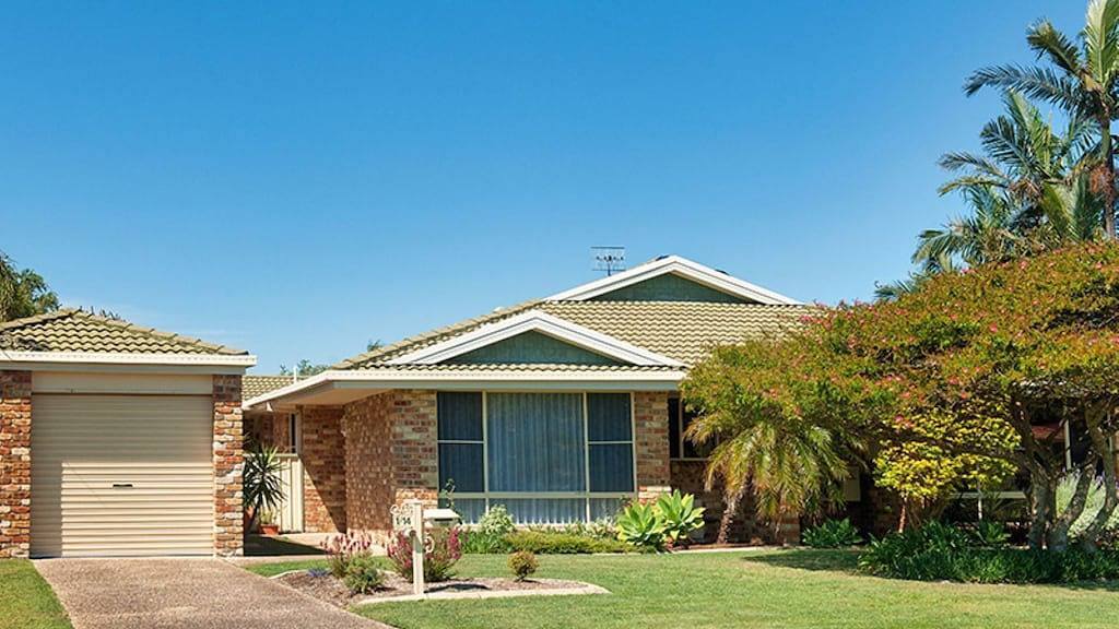 Pebbles By The Beach, 1/14 Pebble Parade - home away from home in Fingal Bay, Hunter Valley
