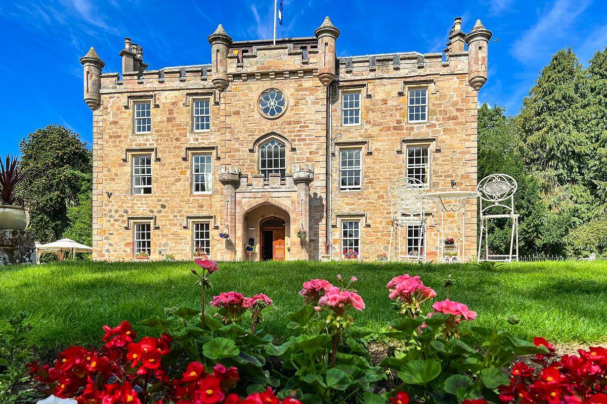 Averon Castle in Highlands