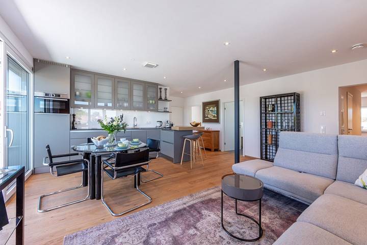 Ferienwohnung für 4 Personen, mit Ausblick und Seeblick sowie Terrasse in Moos - 4