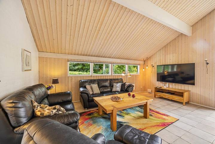 Ferienhaus für 8 Personen, mit Balkon/Terrasse und Whirlpool sowie Terrasse und Garten in Jegum - 4