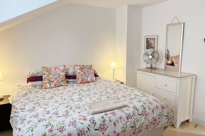 Eco-Chic Townhouse, 3Dbr +, Capacidad para 6+; Caminar a todos lados in Galway, Condado de Galway