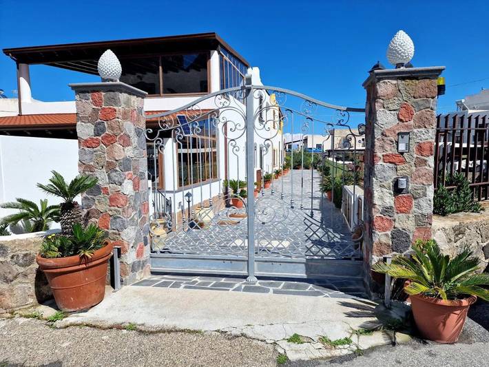 Casa vacanza per 4 persone, con Terrazza in Lipari
