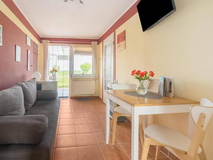Ferienhaus für 3 Personen, mit Terrasse und Garten in Fährdorf
