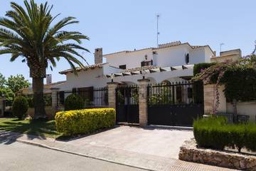 Finca für 8 Personen, mit Garten und Balkon in Sa Coma