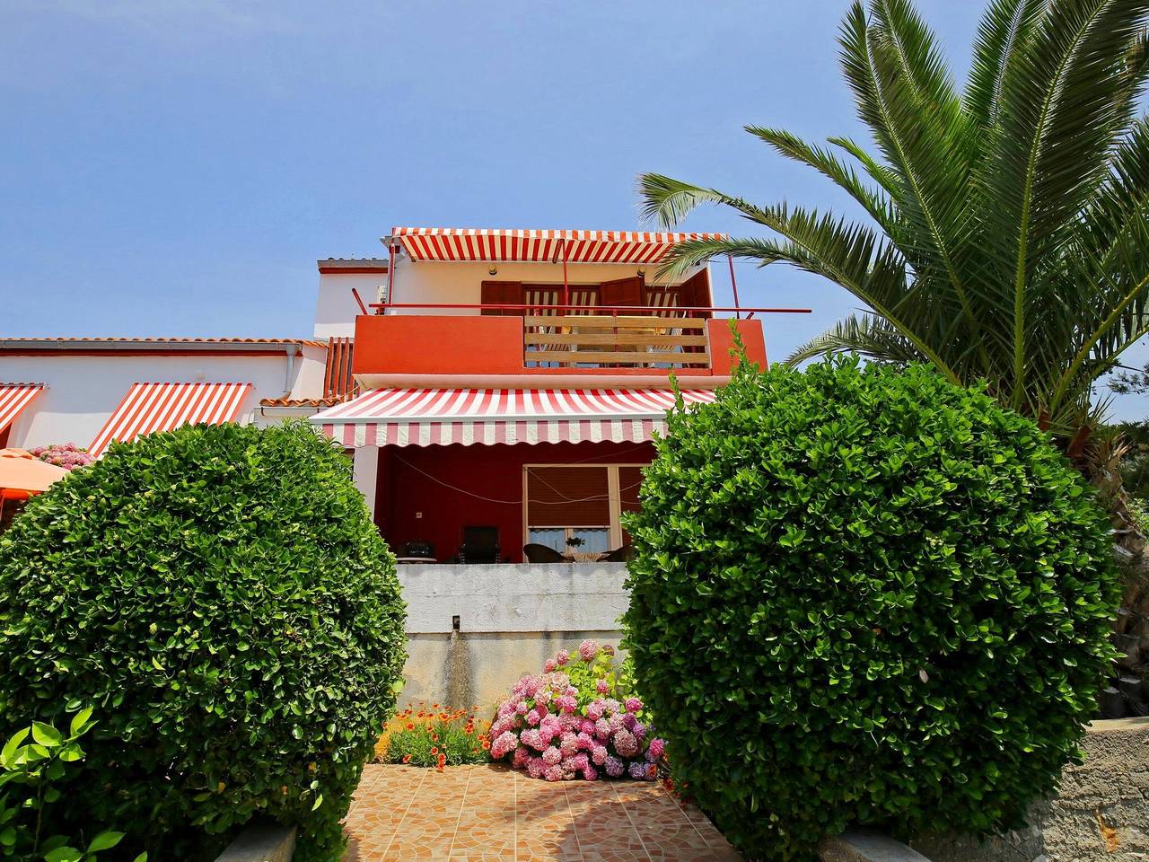Ganze Wohnung, Standard Ferienwohnung mit Meerblick in Zadar (Kommun), Otok Ist