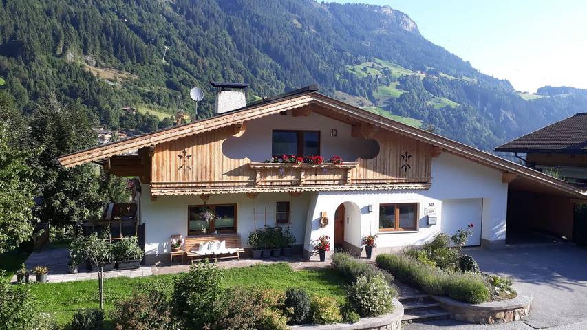 Ferienwohnung für 6 Personen, mit Balkon und Garten - 1