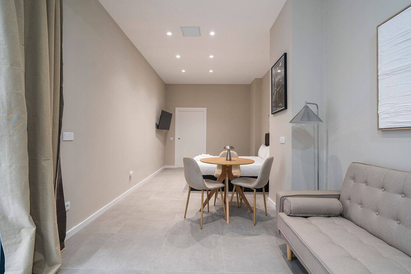 Estudio entero, Vlc Host - Sumsi D in Valencia City Centre, Valencia