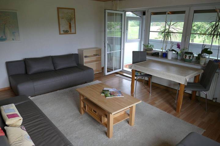 Ganze Ferienwohnung, Ferienwohnung für 5 Personen mit Balkon/Terrasse in Aalen, Schwäbische Ostalb