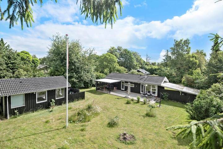 Ferieudlejning for 4 personer, med terrasse i Præstø