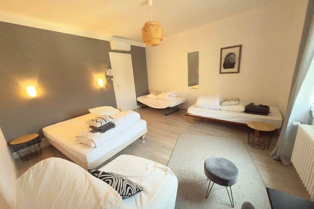 Chambre n°24 : la savane familiale in Paray-le-Monial, Région de Charolles