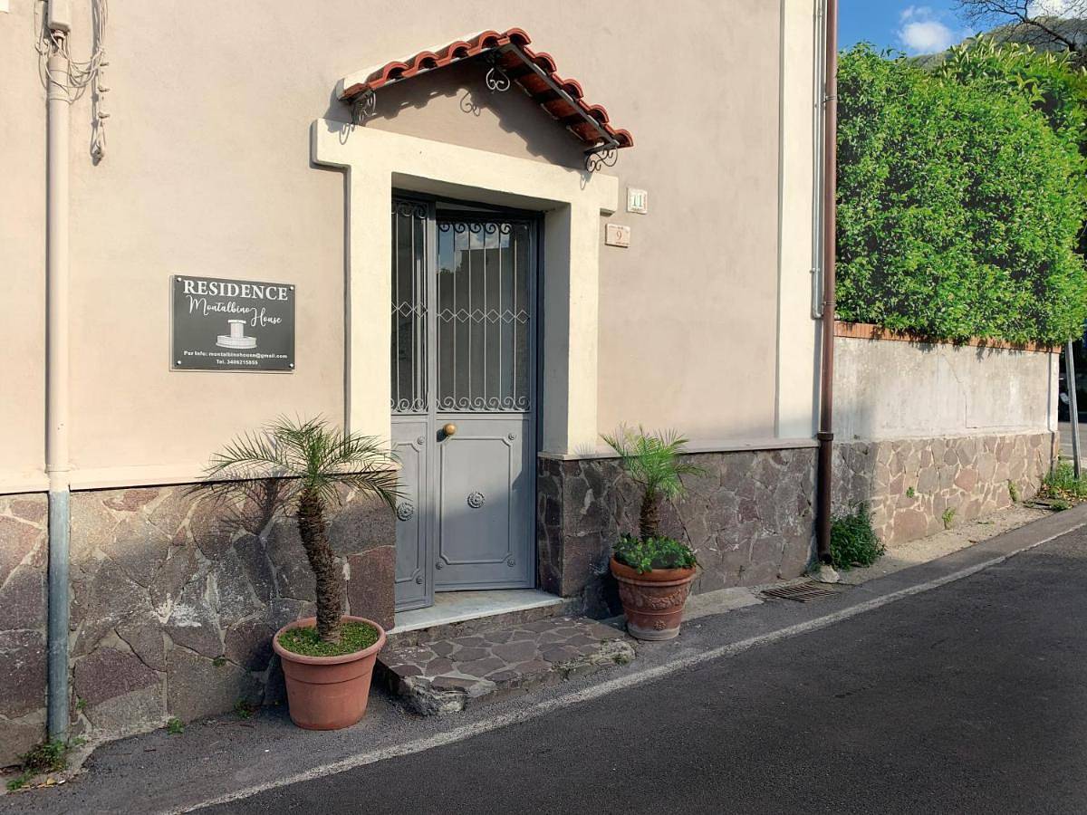 Montalbino House - Rooms and Apartments in Nocera Inferiore, Costa tirrenica Campania