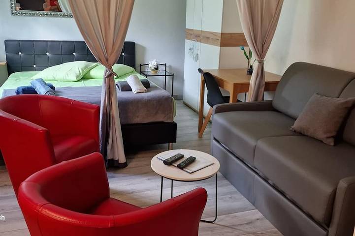 Ganze Wohnung, Atypisch ruhig harmonisch entspannend in La Grande-Béroche, Drei-Seen-Land