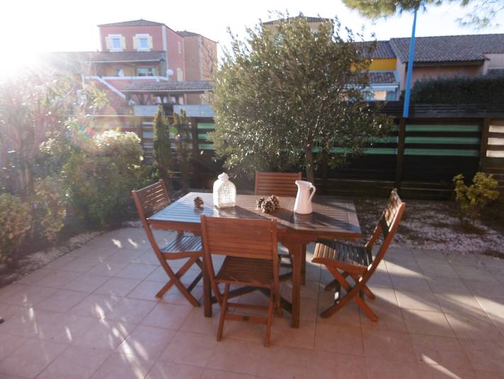 Location de vacances pour 7 personnes, avec terrasse dans Office De Tourisme De Narbonne Plage - 2