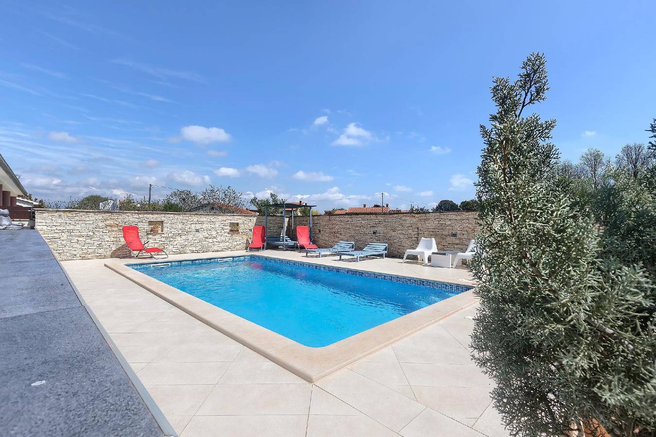 Entire holiday apartment, Gemütliche Ferienwohnung 3 in Valbandon, Southcoast Istria