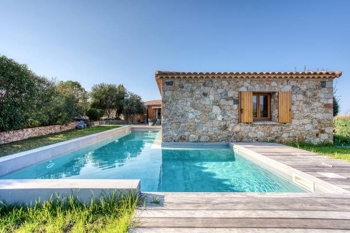 Villa mit pool für 8 Personen, mit Terrasse und Garten sowie Pool auf Korsika