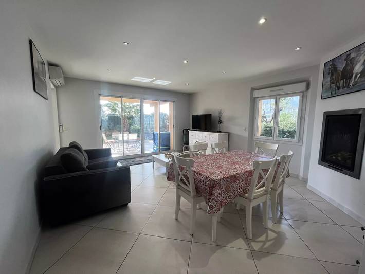 Gîte pour 6 personnes, avec terrasse dans Base Nature François Léotard - 4