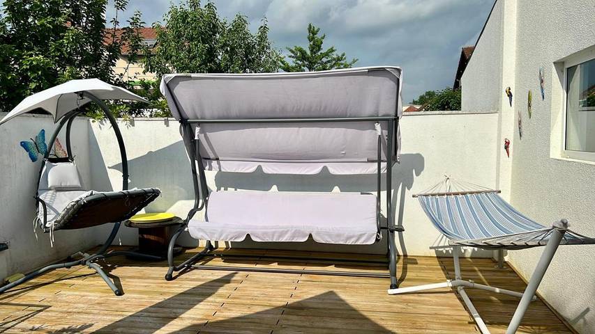 Gîte pour 2 personnes, avec Terrasse et Piscine à Huningue - 3