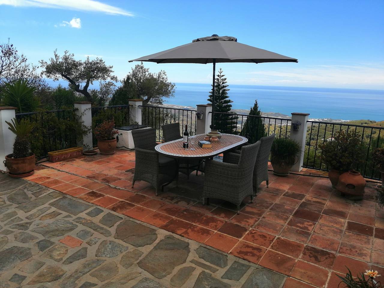Villa « La Montaña Del Oro » : Vue Mer, Wi-Fi et Climatisation in Sayalonga, Costa del Sol