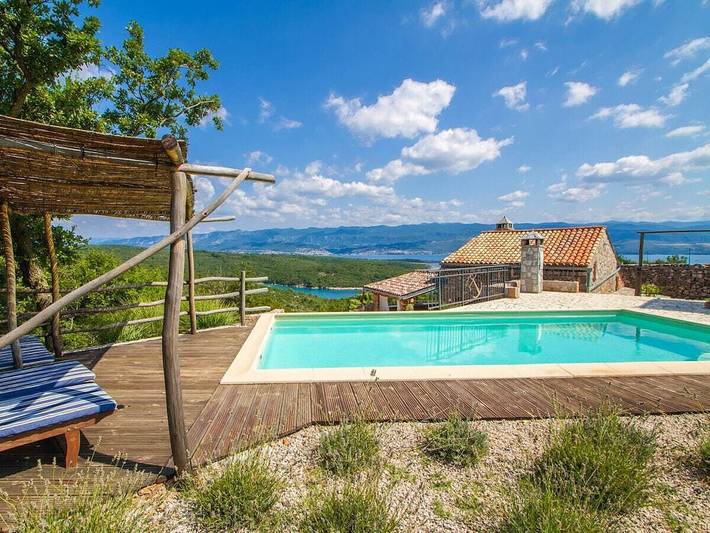 Villa pour 8 personnes, avec terrasse et piscine à Vrbnik - 3